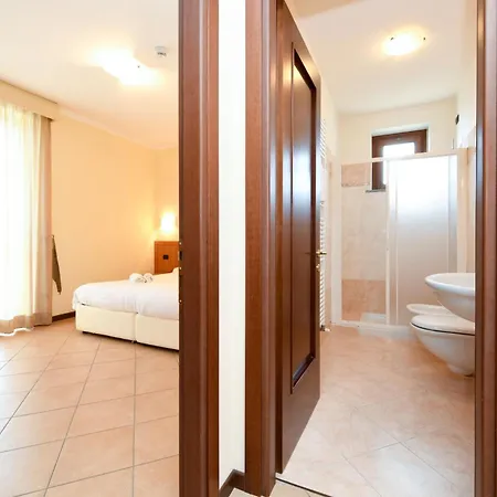 Bellavista Apartmanhotel Tignale